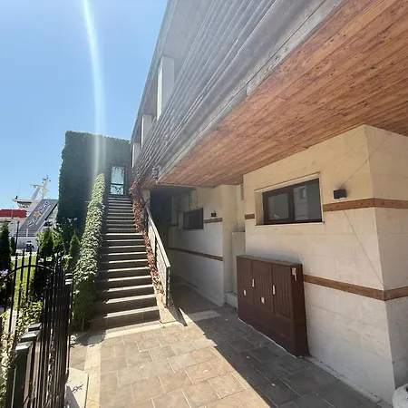 Port Διαμέρισμα *